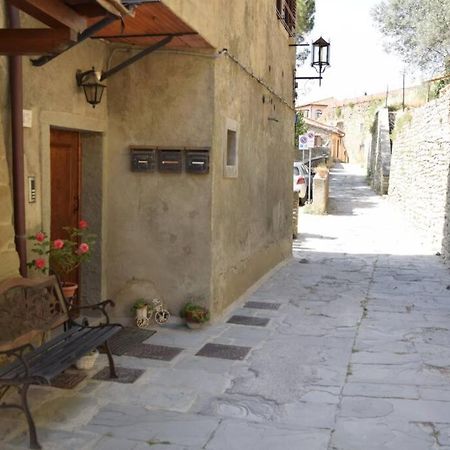 Castiglion Fiorentino Chicca Sotto La Torre Exterior foto