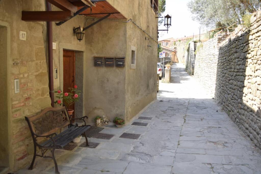 Castiglion Fiorentino Chicca Sotto La Torre Exterior foto
